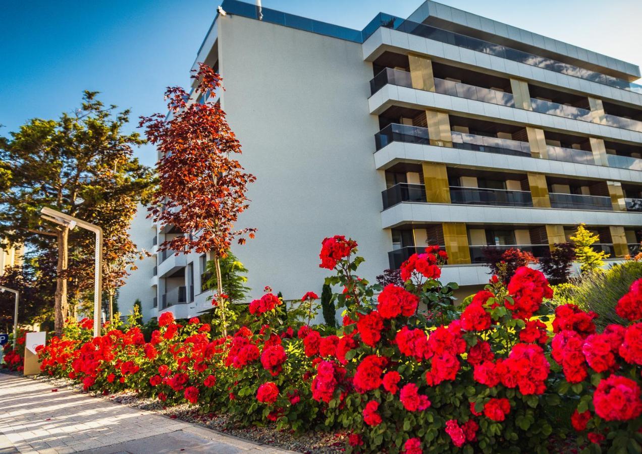 Novum By The Sea Aparthotel Olimp Ngoại thất bức ảnh