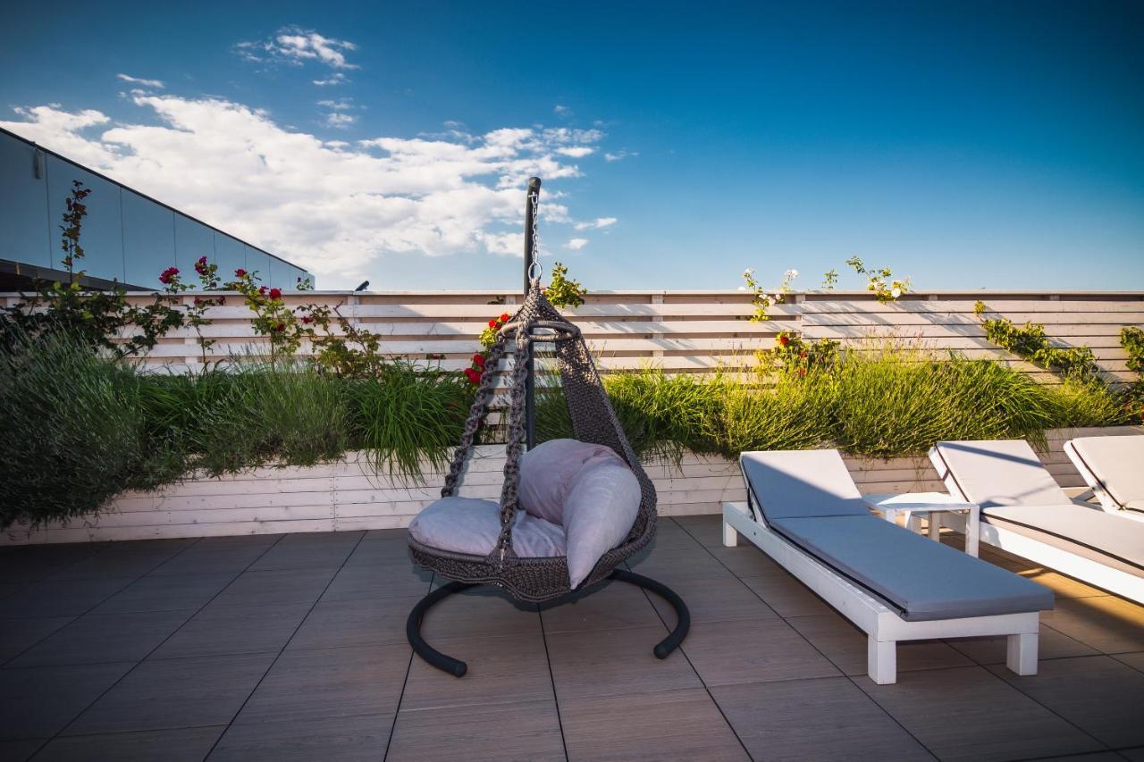 Novum By The Sea Aparthotel Olimp Ngoại thất bức ảnh