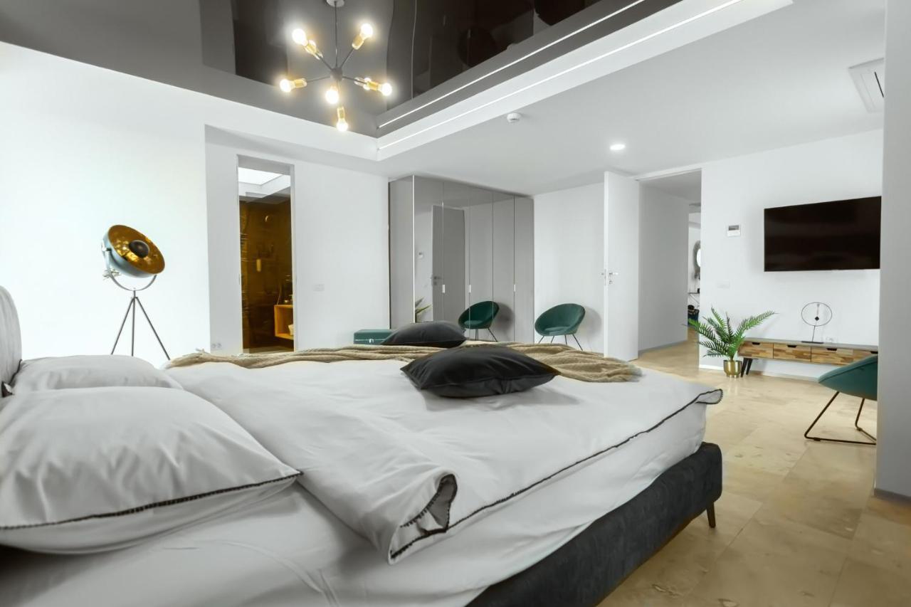 Novum By The Sea Aparthotel Olimp Ngoại thất bức ảnh
